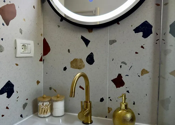 The Grand Palette - Luxury Apartmán Temešvár