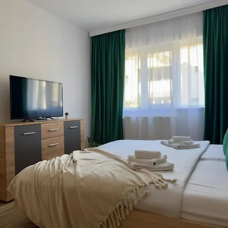 The Grand Palette - Luxury